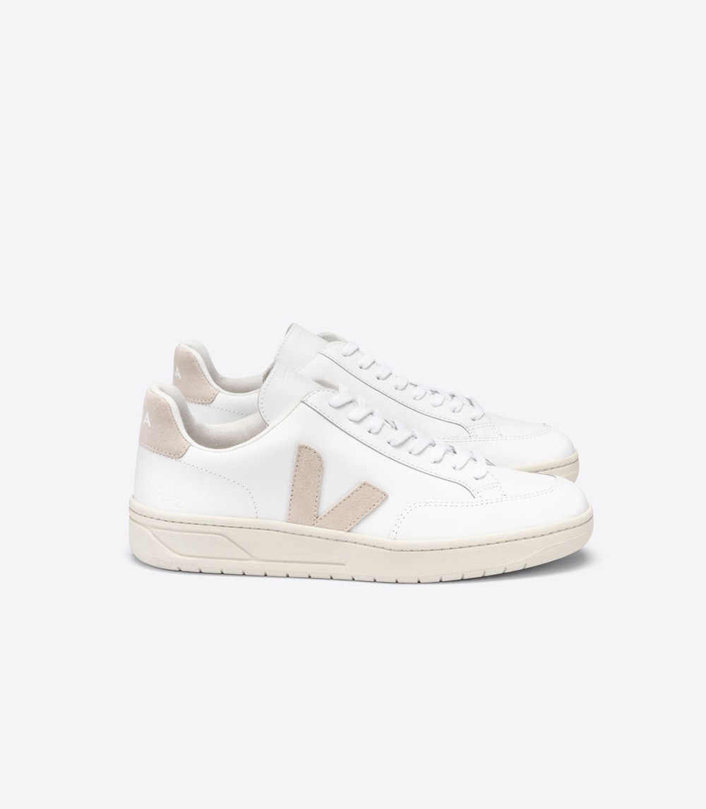 Veja Sneakers Mens - V-12 Leather - White - 0928DKUCV